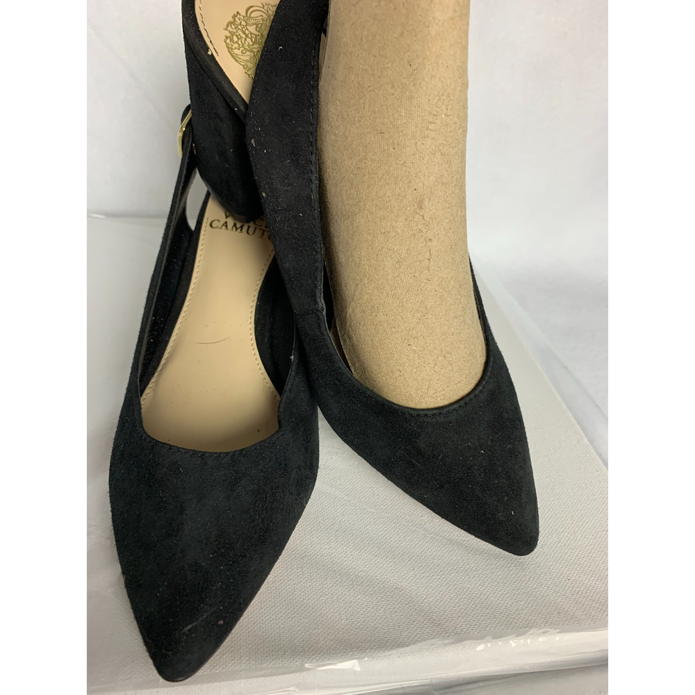 Vince Camuto Black Pointed Toe Sandals Size 6.5